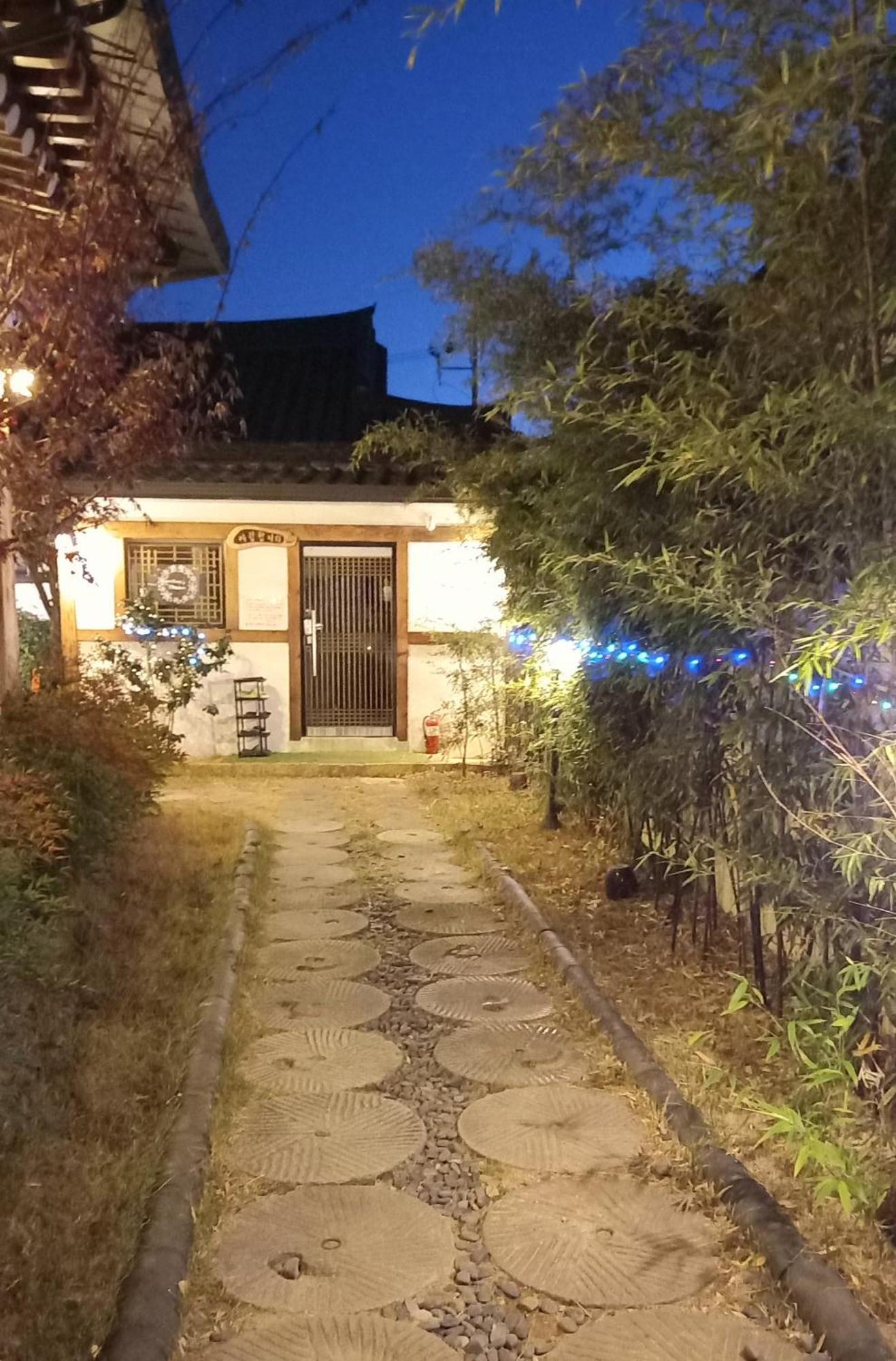 Adam Guesthouse Gyeongju Cameră foto